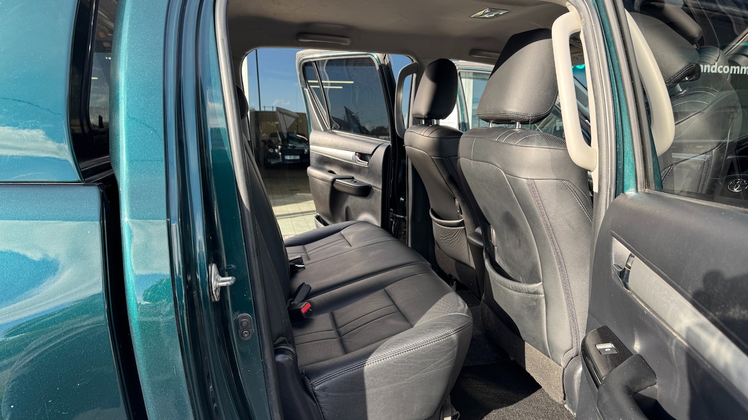 Used Toyota Hilux 2017 for sale - 76374131: Photo 9