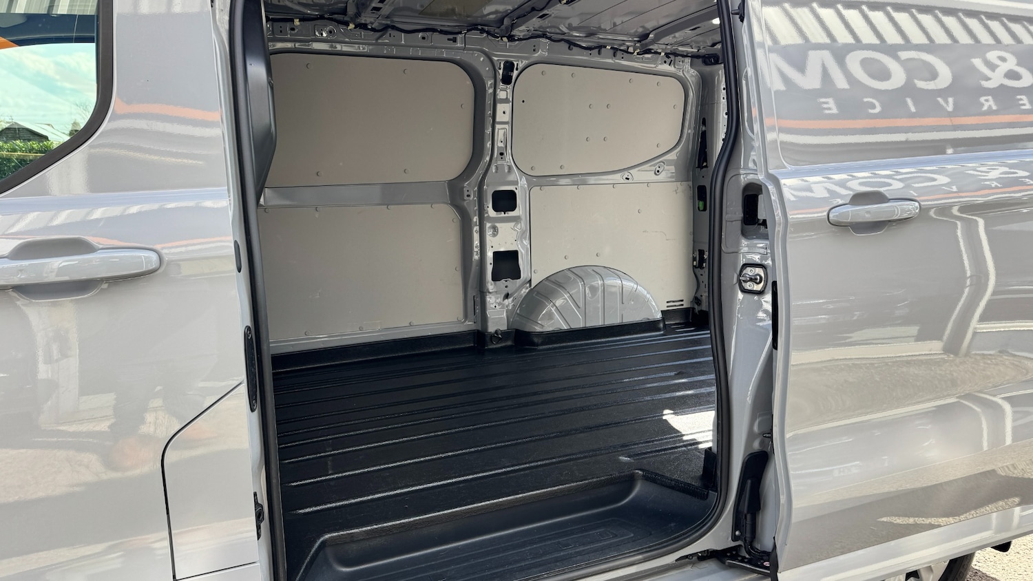 Used Ford Transit Custom 2024 for sale - 78209393: Photo 8