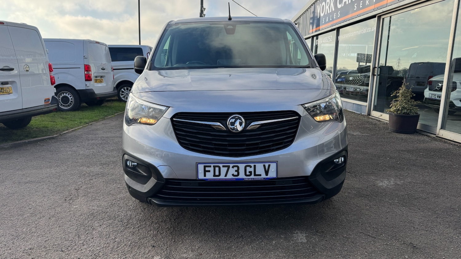 Used Vauxhall Combo 2023 for sale - 77233617: Photo 2