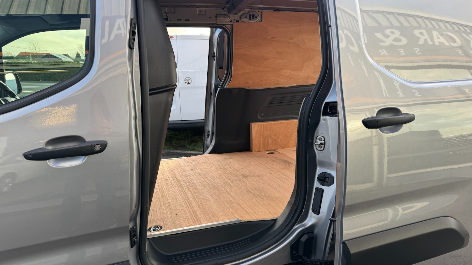 Used Vauxhall Combo 2023 for sale - 77233617: Photo 8