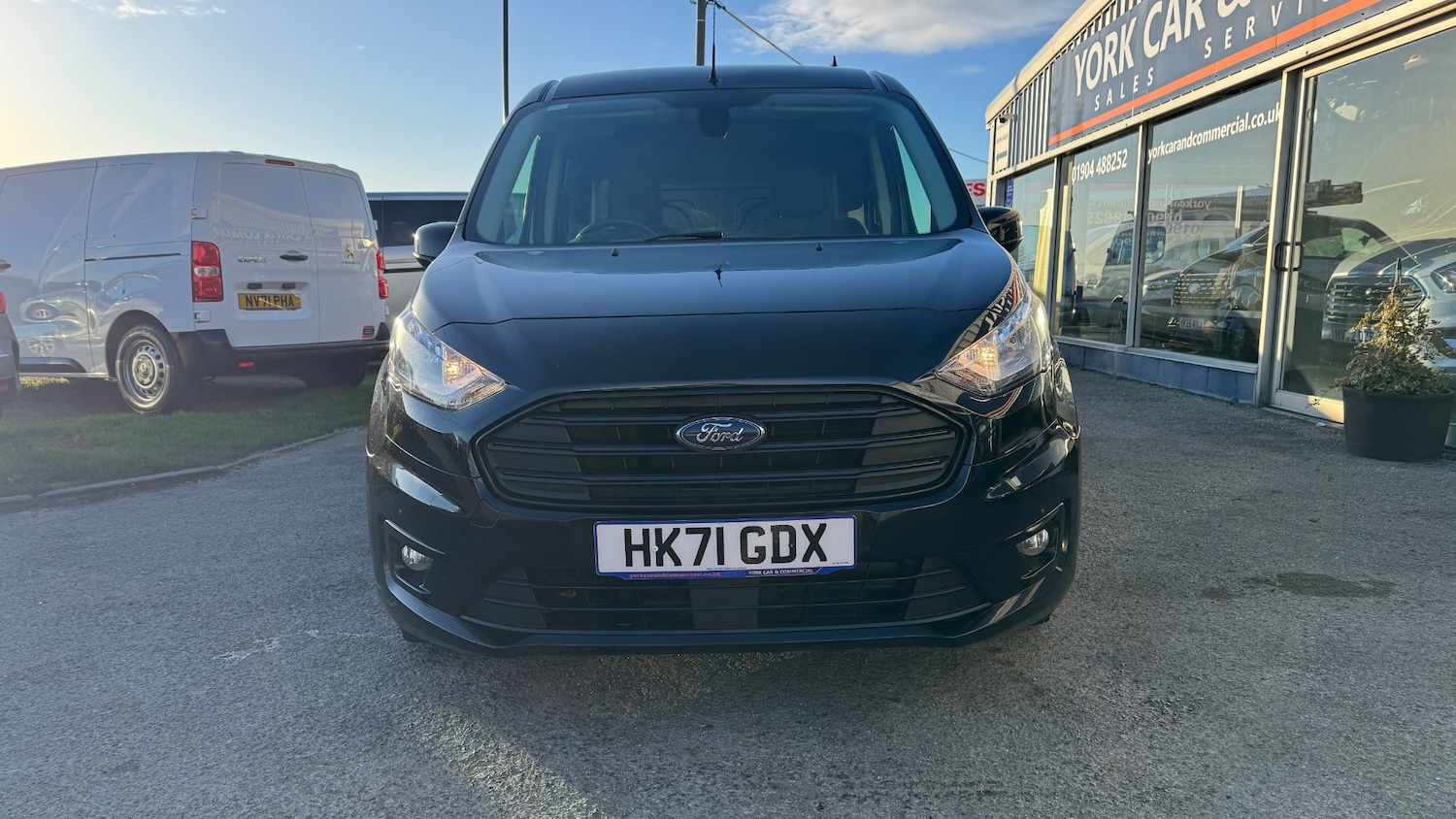 Used Ford Transit Connect 2021 for sale - 77106265: Photo 2