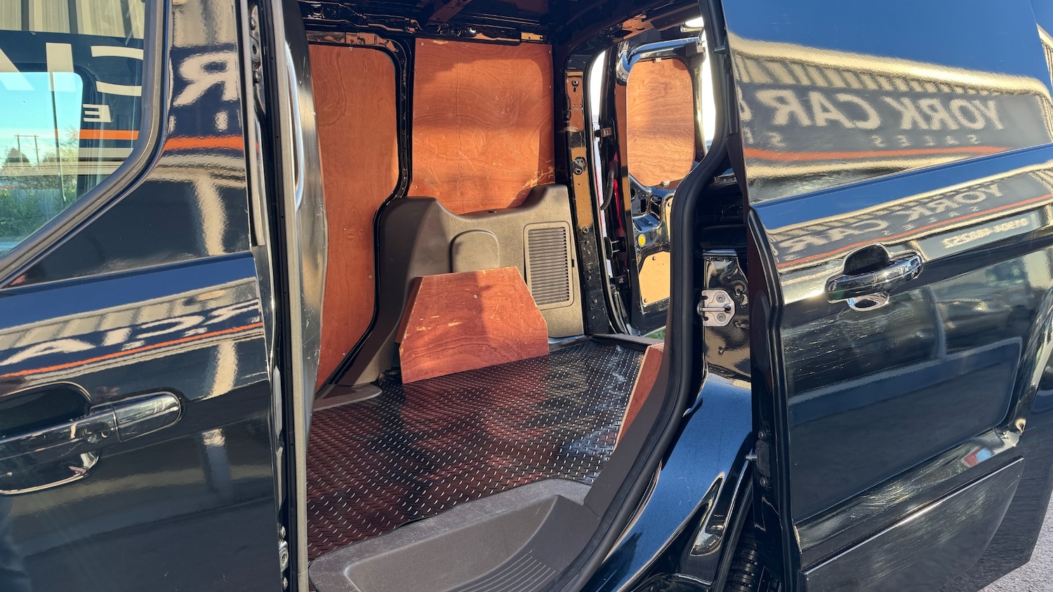 Used Ford Transit Connect 2021 for sale - 77106265: Photo 8