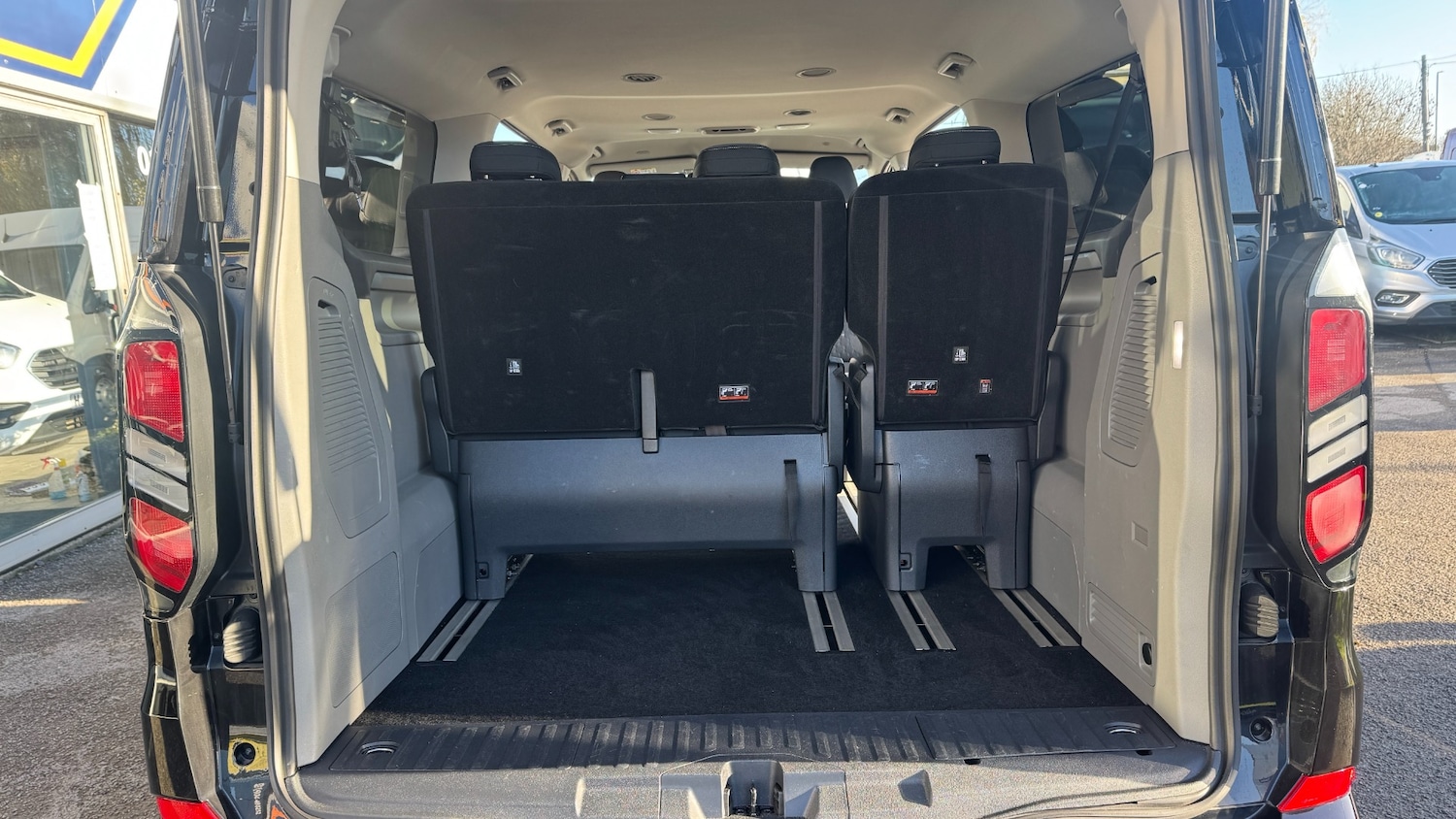 Used Ford Tourneo Custom 2025 for sale - 76791953: Photo 14