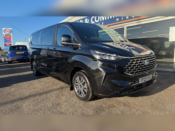 Used Ford Tourneo Custom 2025 for sale - 76791953: Photo