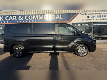Used Ford Tourneo Custom 2025 for sale - 76791953: Photo