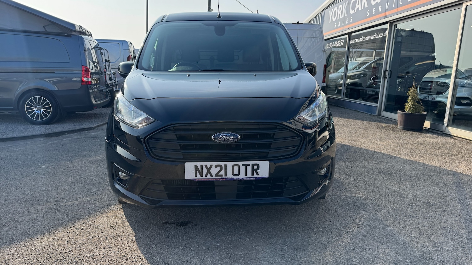 Used Ford Transit Connect 2021 for sale - 77774241: Photo 2