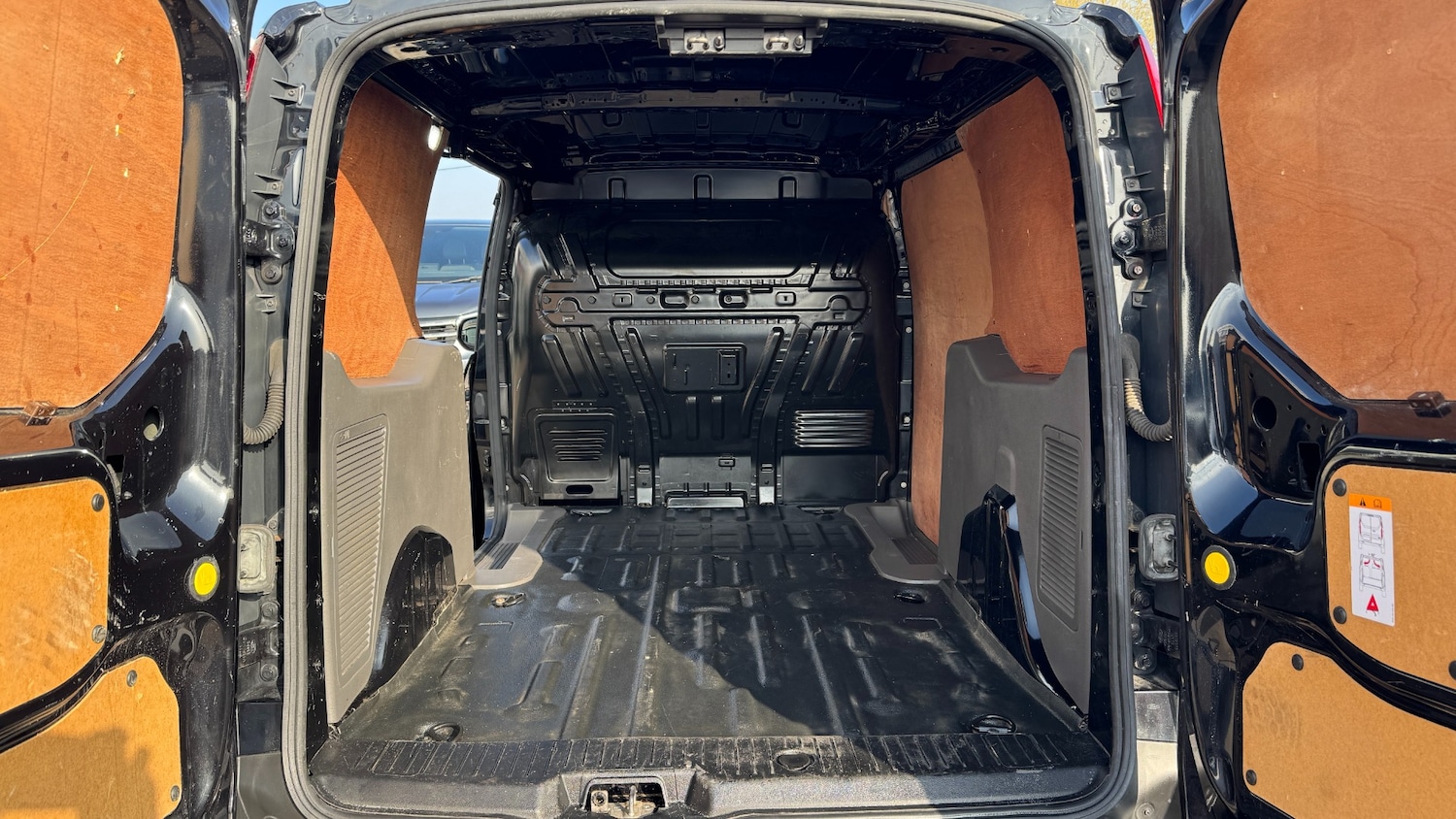 Used Ford Transit Connect 2021 for sale - 77774241: Photo 9