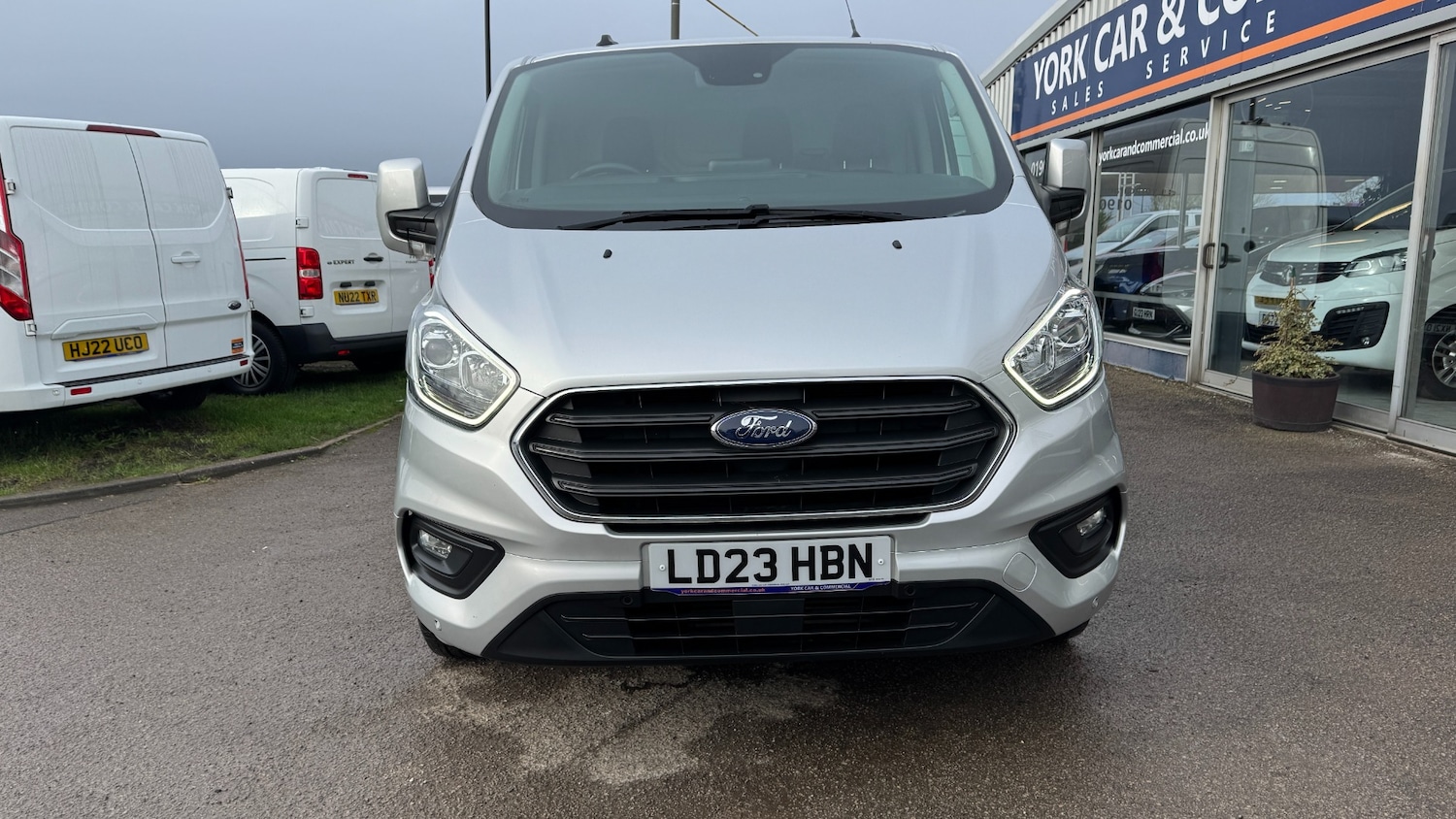 Used Ford Transit Custom 2023 for sale - 77701160: Photo 2
