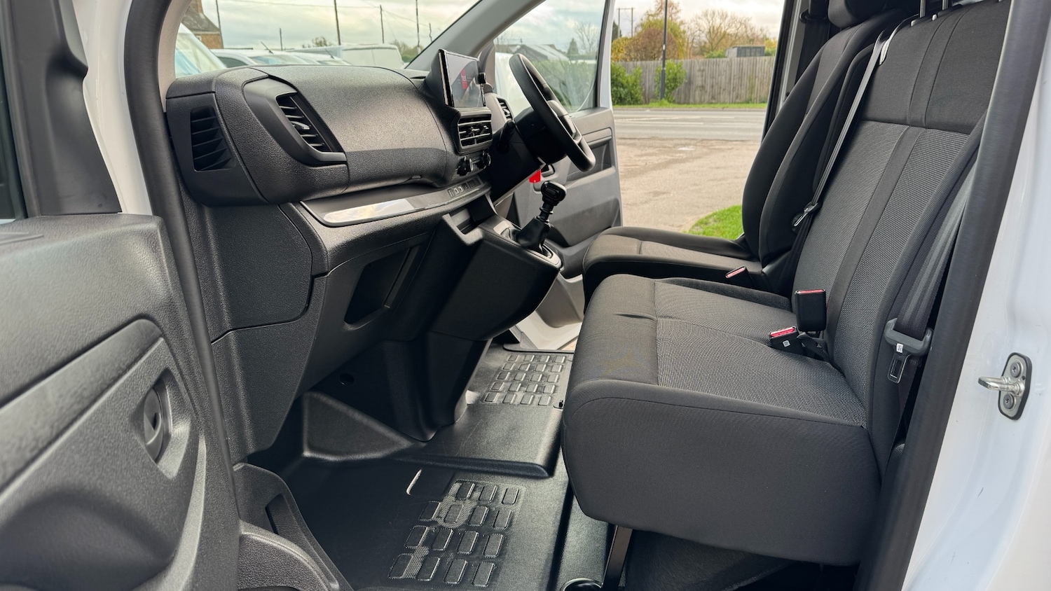 Used Peugeot Expert 2024 for sale - 76588329: Photo 13