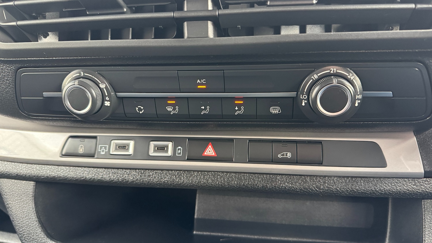 Used Peugeot Expert 2024 for sale - 76588329: Photo 15