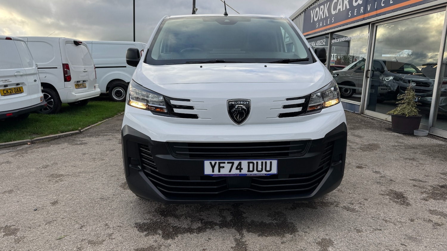 Used Peugeot Expert 2024 for sale - 76588329: Photo 2