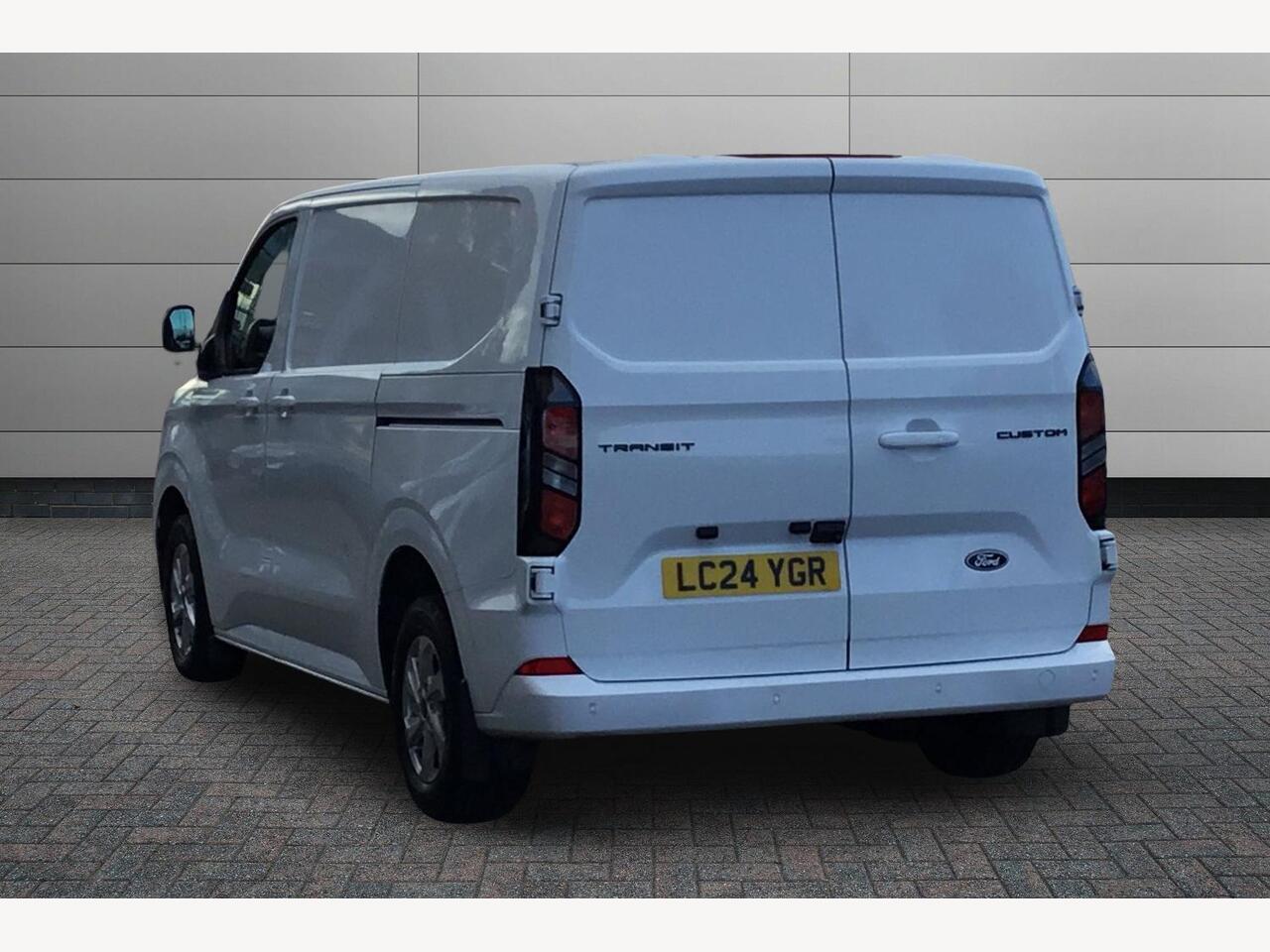 Used Ford Transit Custom 2024 for sale - 76678358: Photo 3