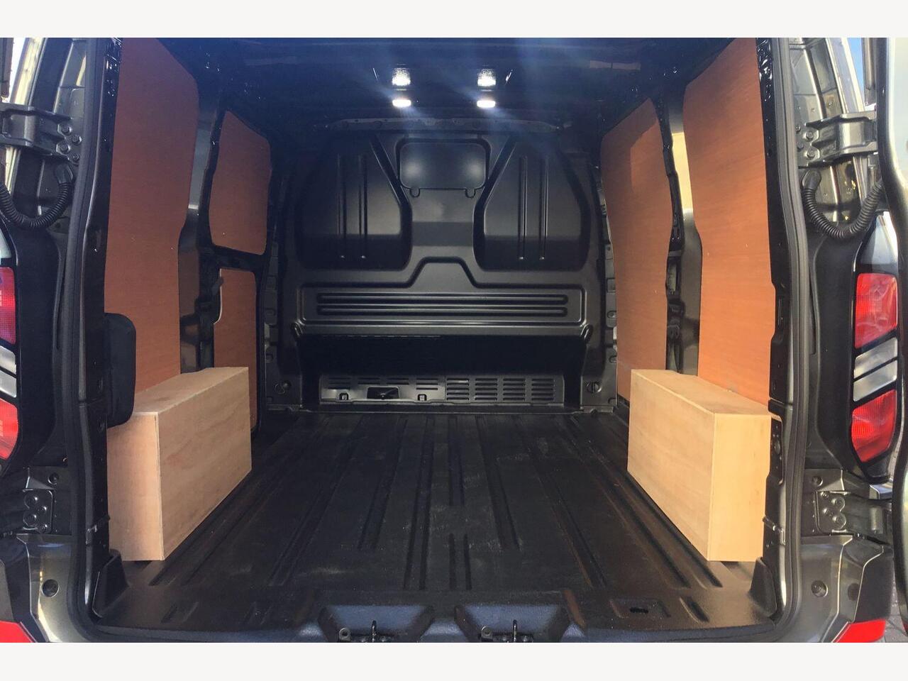 Used Ford Transit Custom 2025 for sale - 76703842: Photo 2