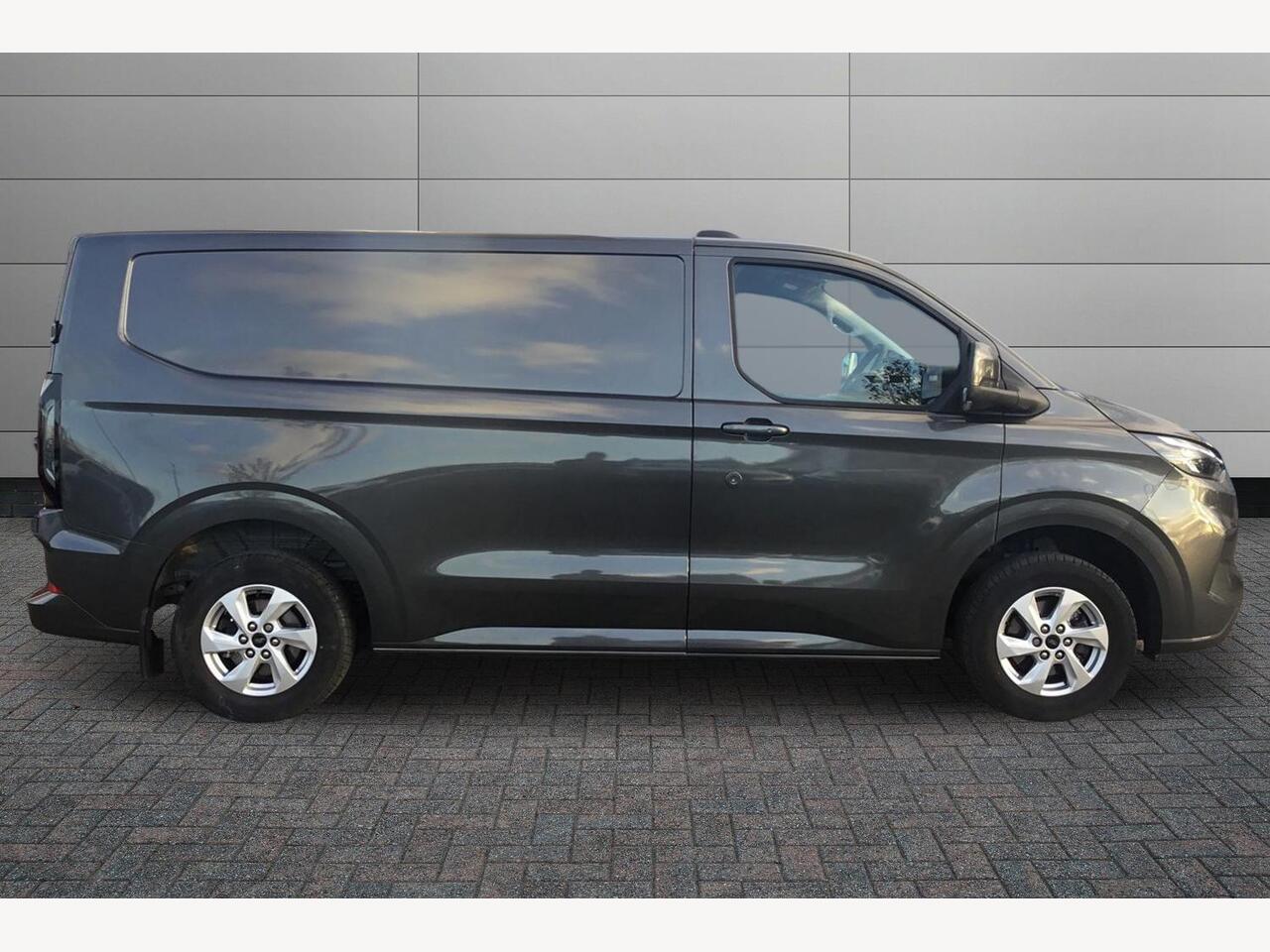 Used Ford Transit Custom 2025 for sale - 76703842: Photo 5