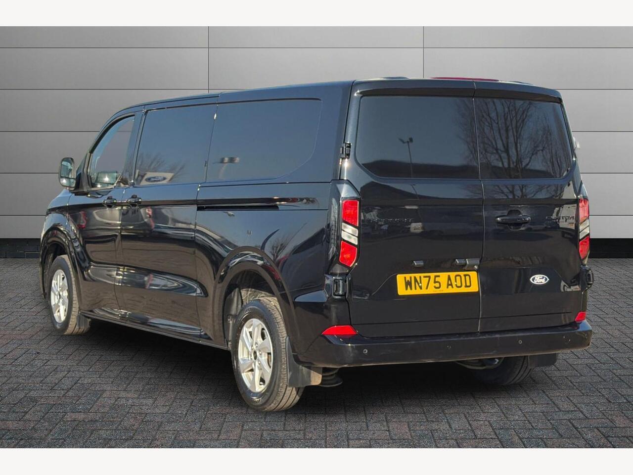 Used Ford Transit Custom 2025 for sale - 77959544: Photo 3