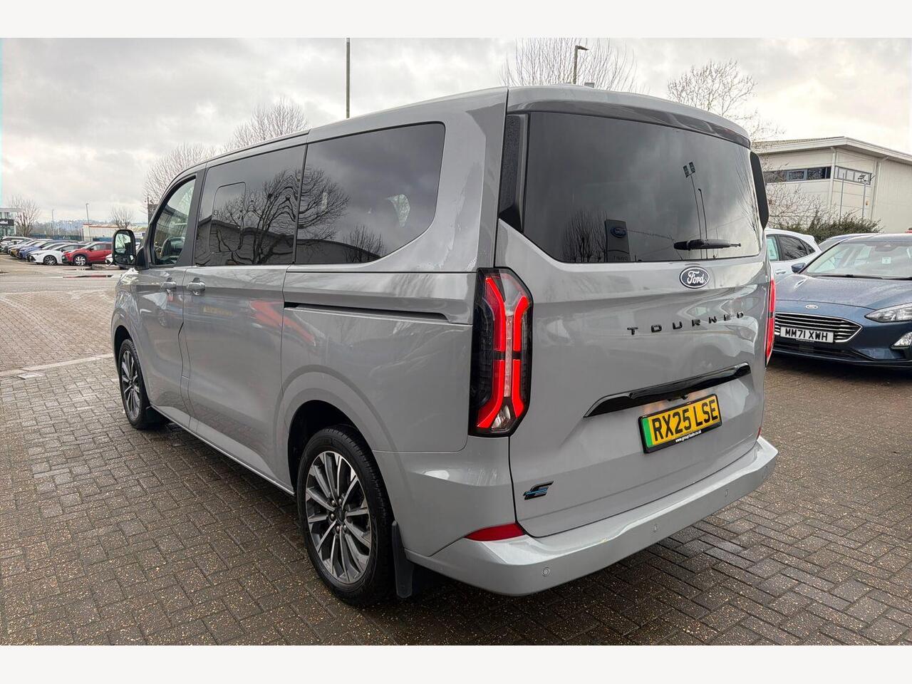 Used Ford Tourneo Custom 2025 for sale - 77698026: Photo 10