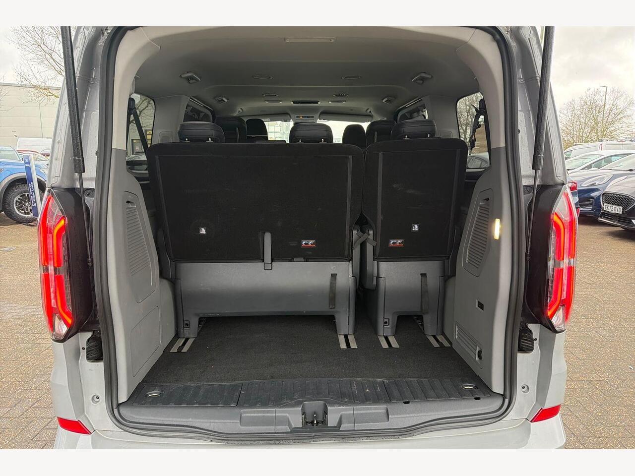 Used Ford Tourneo Custom 2025 for sale - 77698026: Photo 2