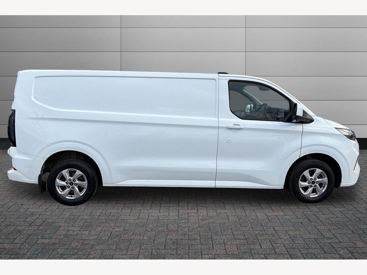 Used Ford Transit Custom 2024 for sale - 77372725: Photo 5