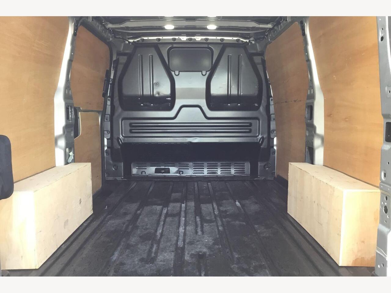 Used Ford Transit Custom 2024 for sale - 76677864: Photo 2