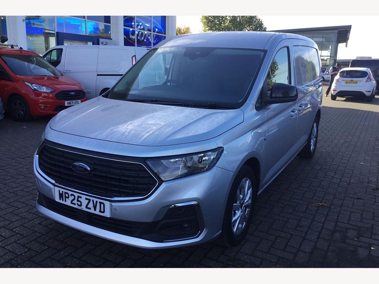 Used Ford Transit Connect 2025 for sale - 76680408: Photo 8