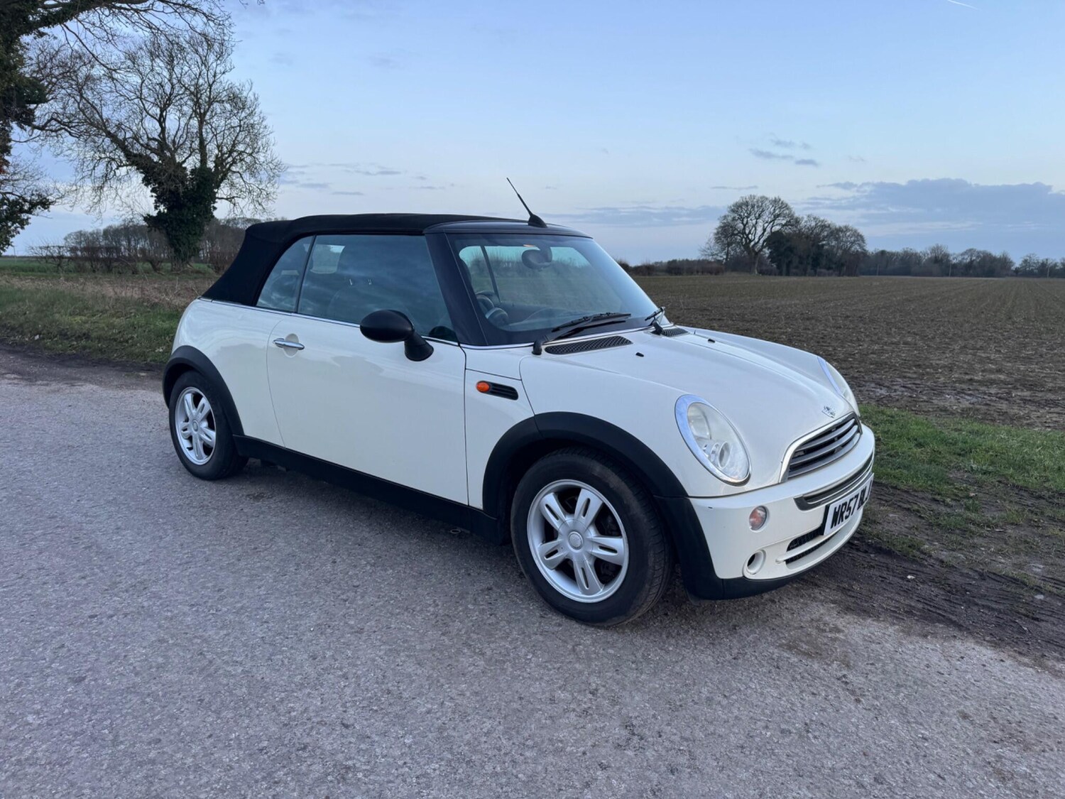 Used MINI Convertible for sale - 77970715: Photo 9