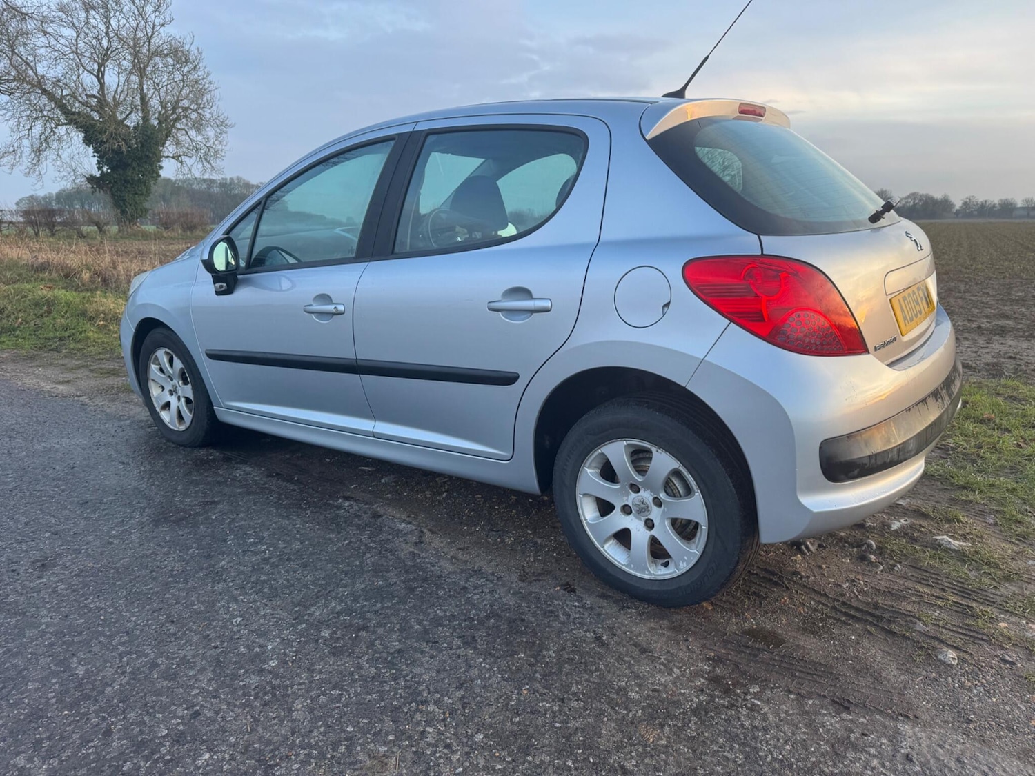 Used Peugeot 207 2009 for sale - 77238554: Photo 11