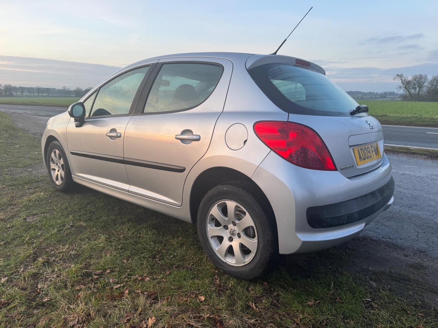 Used Peugeot 207 2009 for sale - 77238554: Photo 12