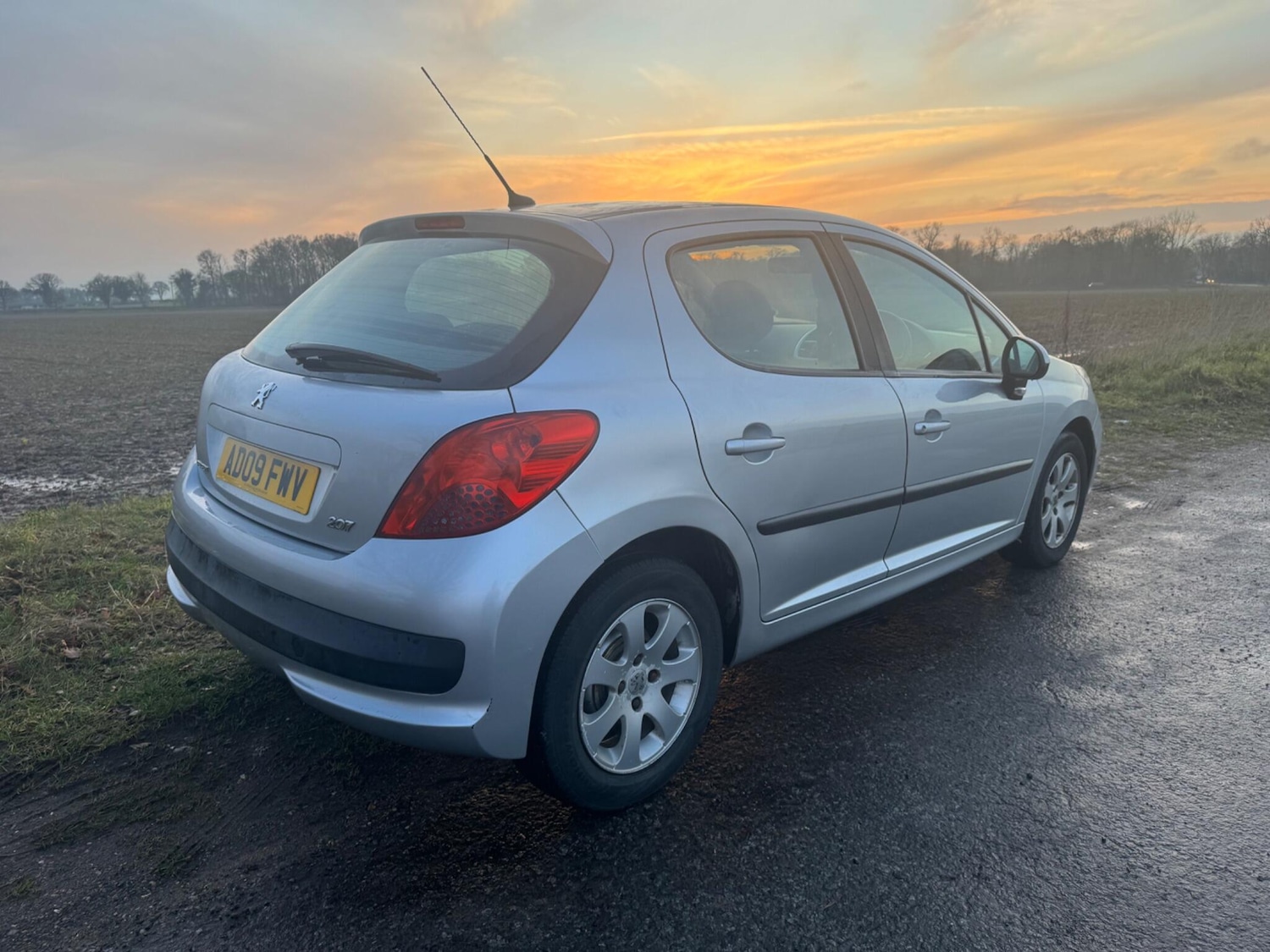 Used Peugeot 207 2009 for sale - 77238554: Photo 19