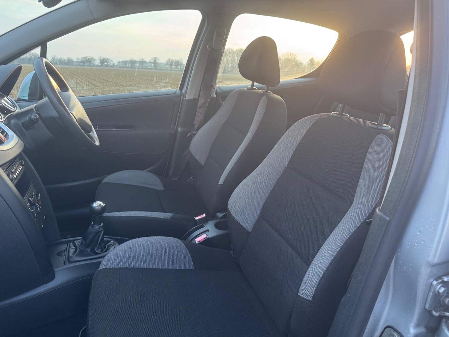 Used Peugeot 207 2009 for sale - 77238554: Photo 21