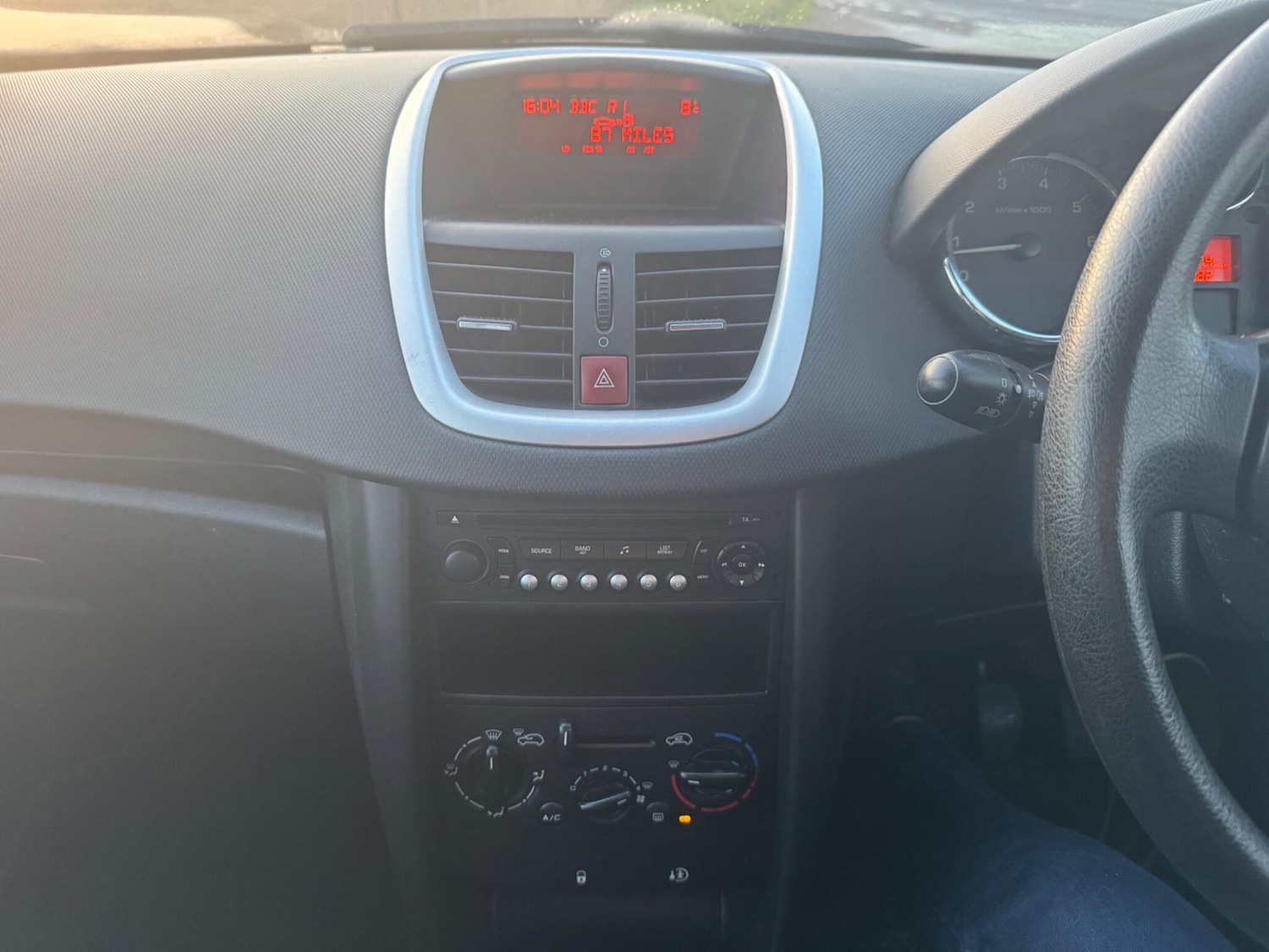 Used Peugeot 207 2009 for sale - 77238554: Photo 25