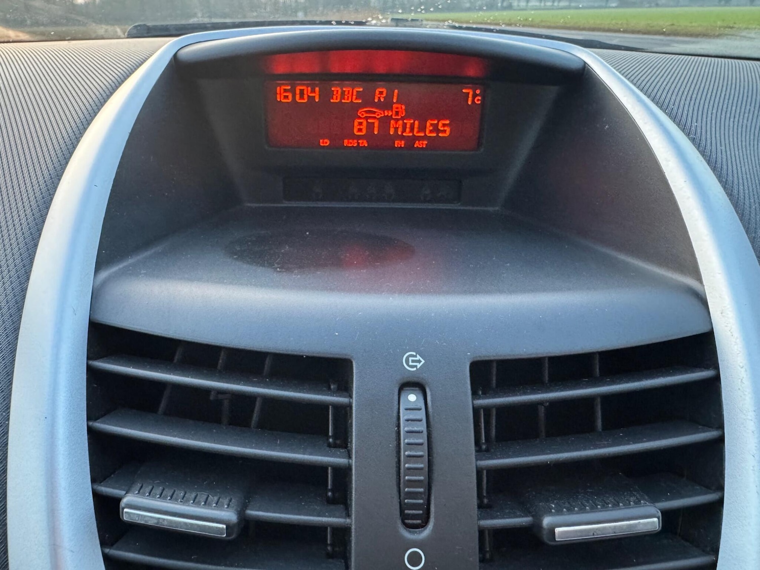 Used Peugeot 207 2009 for sale - 77238554: Photo 27