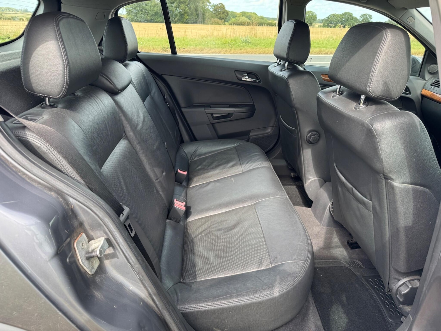 Used Vauxhall Astra for sale - 77969868: Photo 35