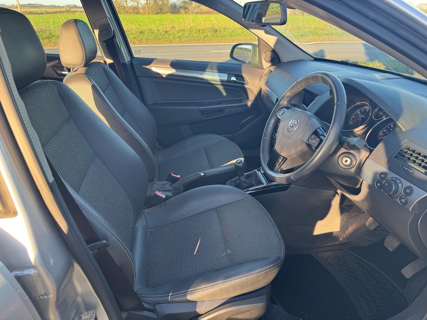 Used Vauxhall Astra 2008 for sale - 77052468: Photo 33