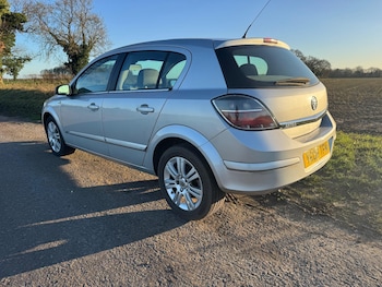 Used Vauxhall Astra 2008 for sale - 77052468: Photo