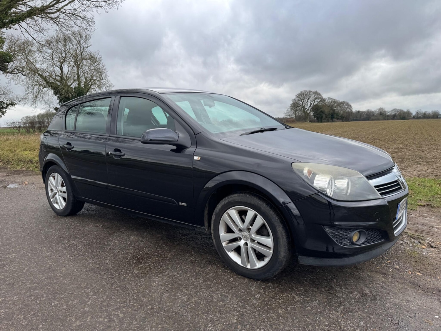 Used Vauxhall Astra 2009 for sale - 77305937: Photo 2