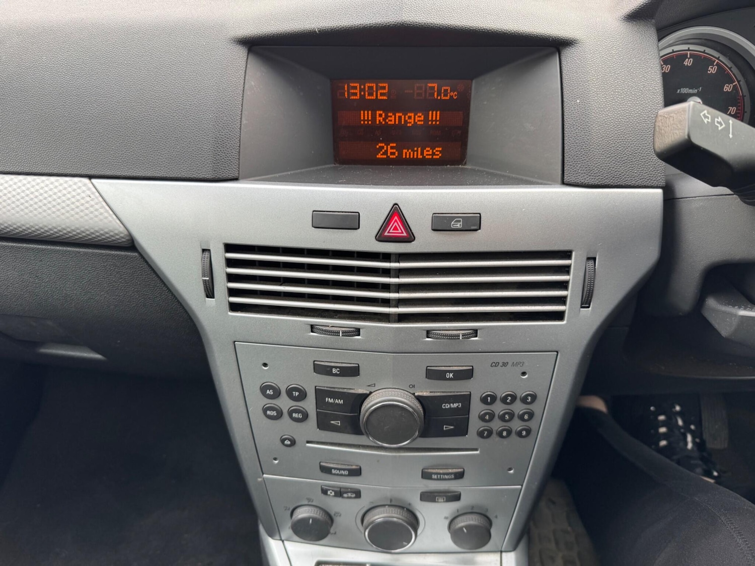 Used Vauxhall Astra 2009 for sale - 77305937: Photo 24