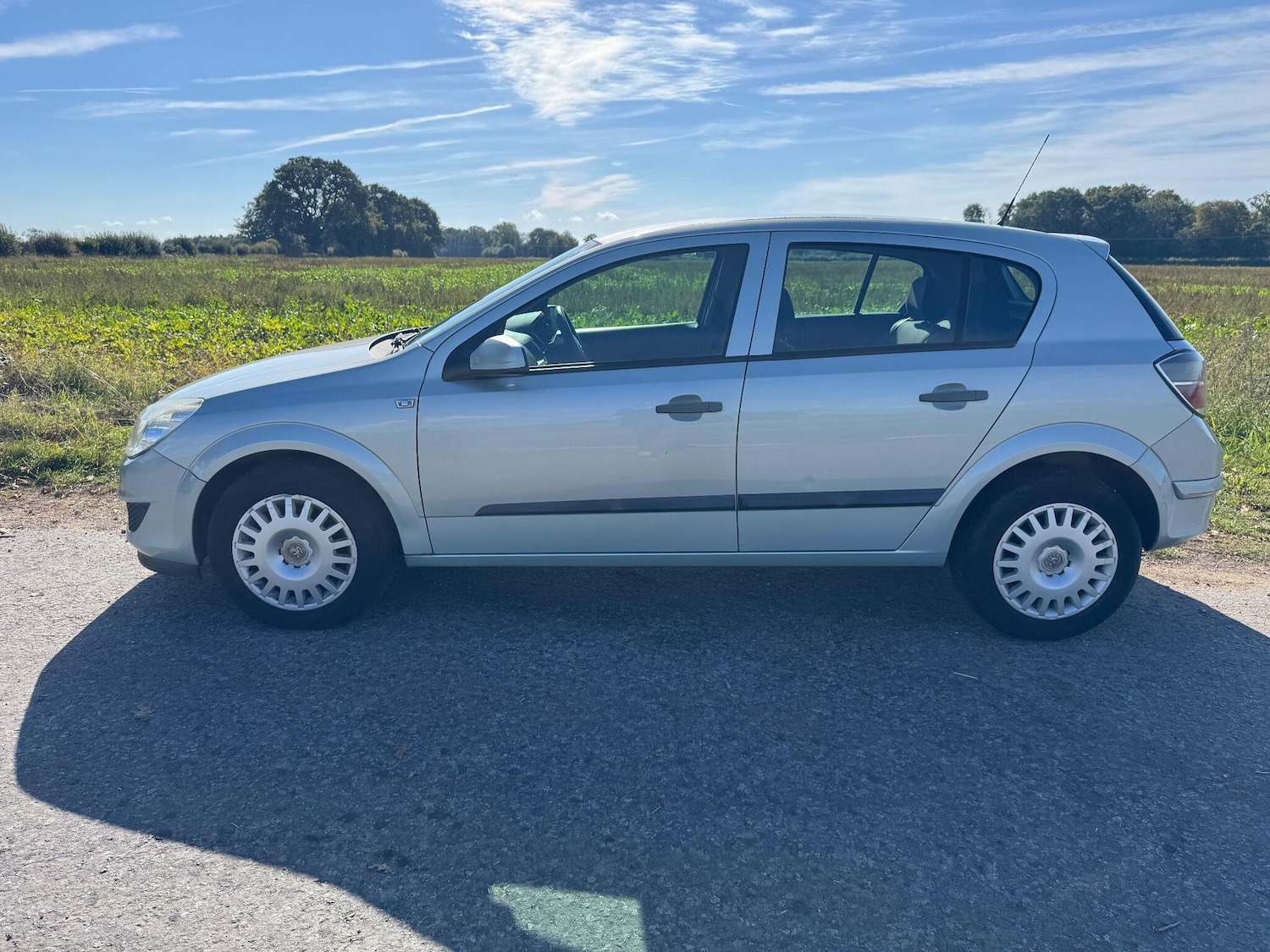 Used Vauxhall Astra 2009 for sale - 76094104: Photo 33