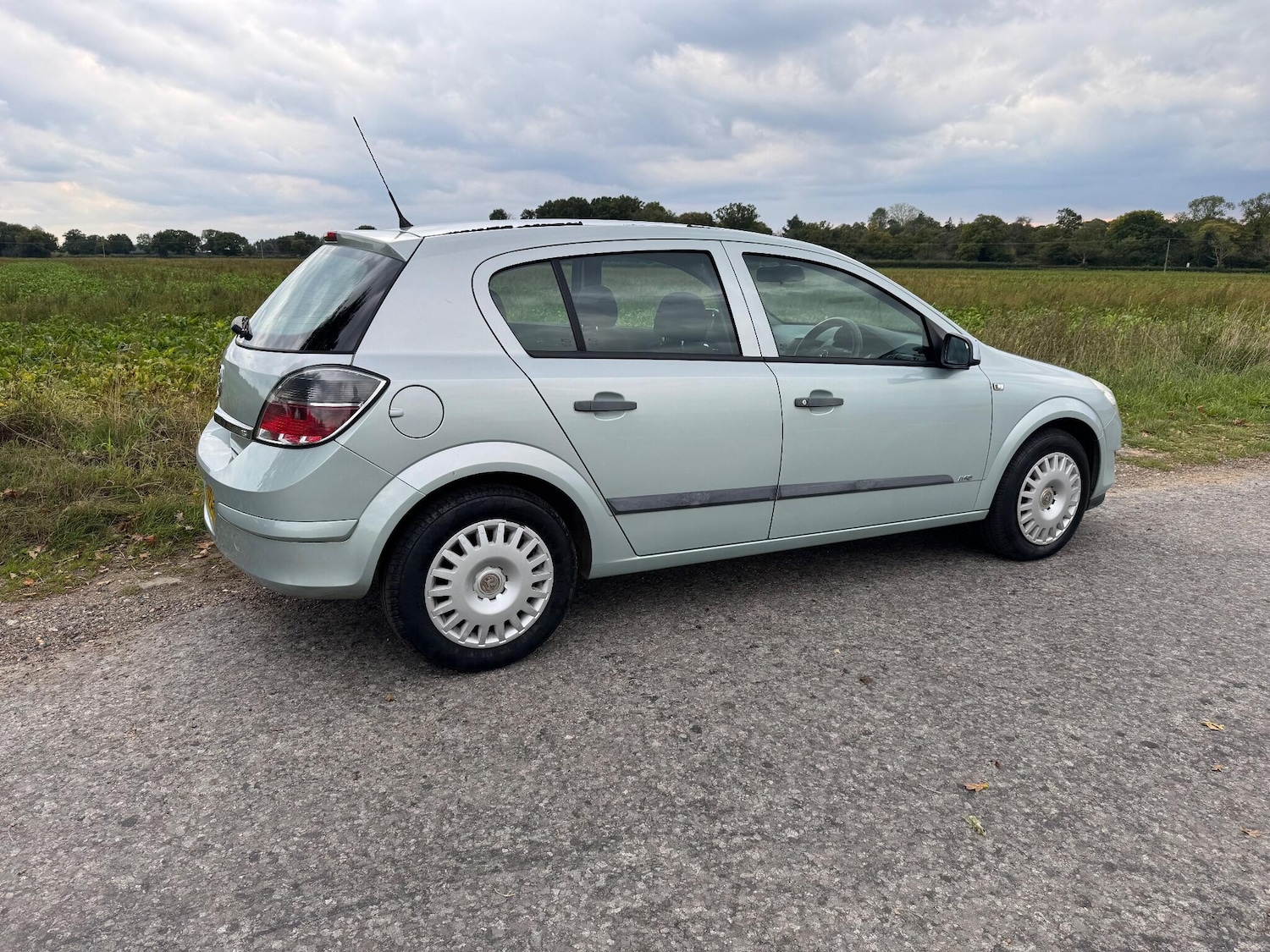 Used Vauxhall Astra 2009 for sale - 76094104: Photo 34