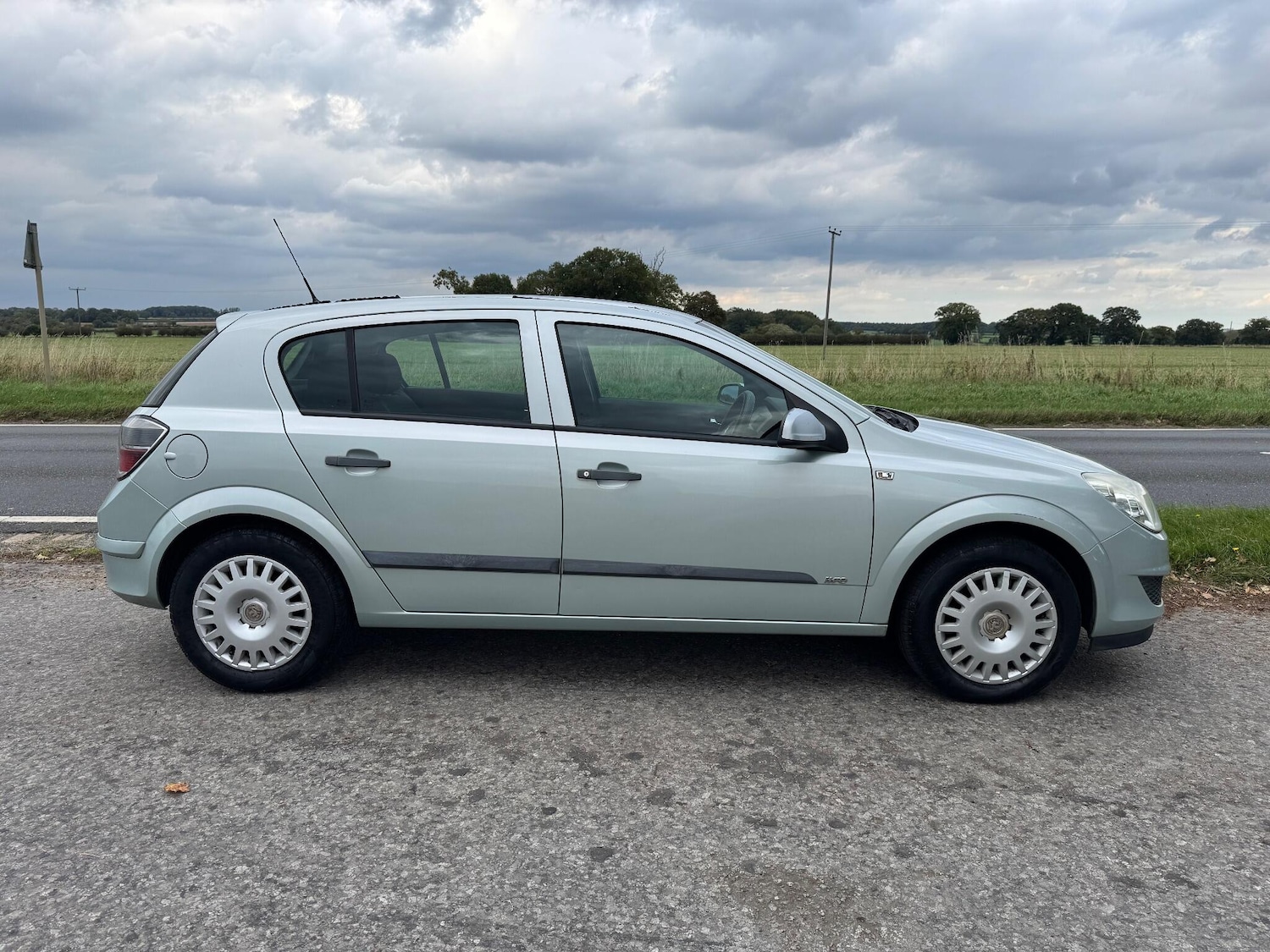 Used Vauxhall Astra 2009 for sale - 76094104: Photo 37