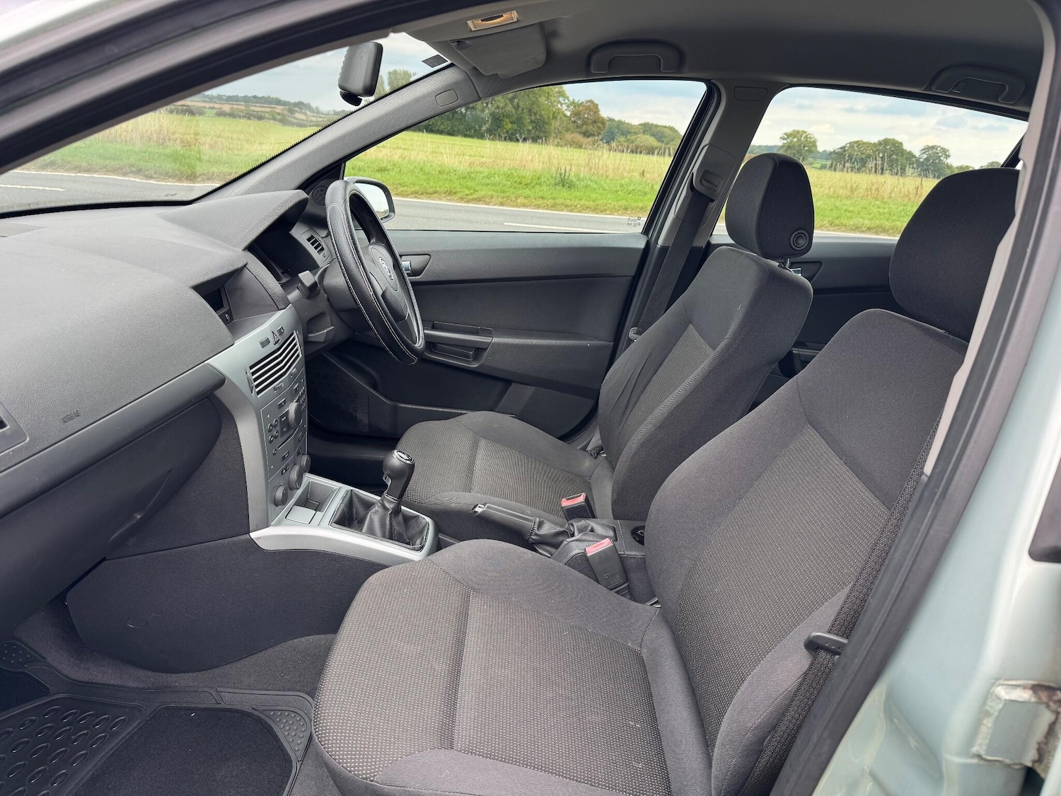 Used Vauxhall Astra 2009 for sale - 76094104: Photo 64