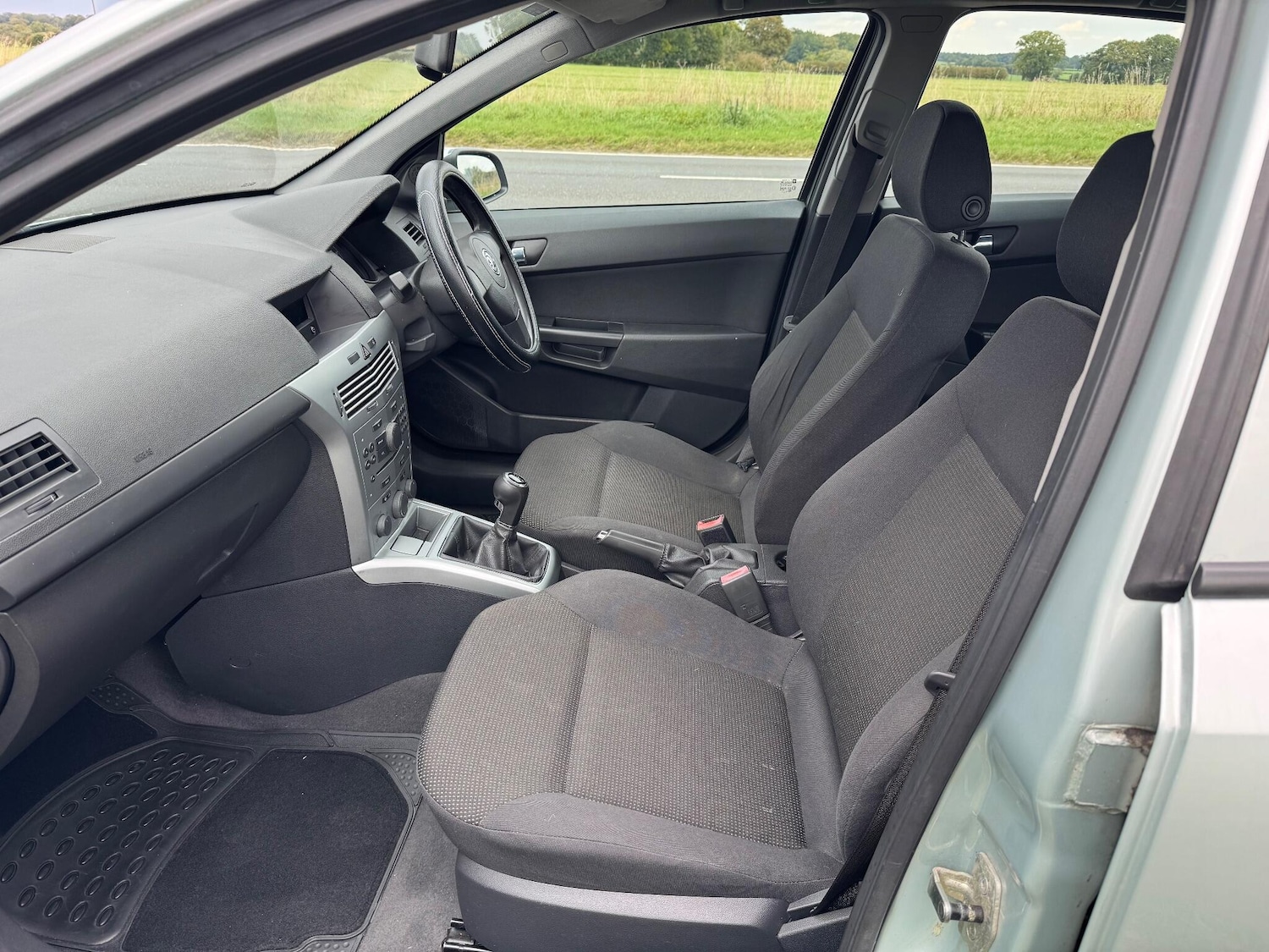 Used Vauxhall Astra 2009 for sale - 76094104: Photo 65