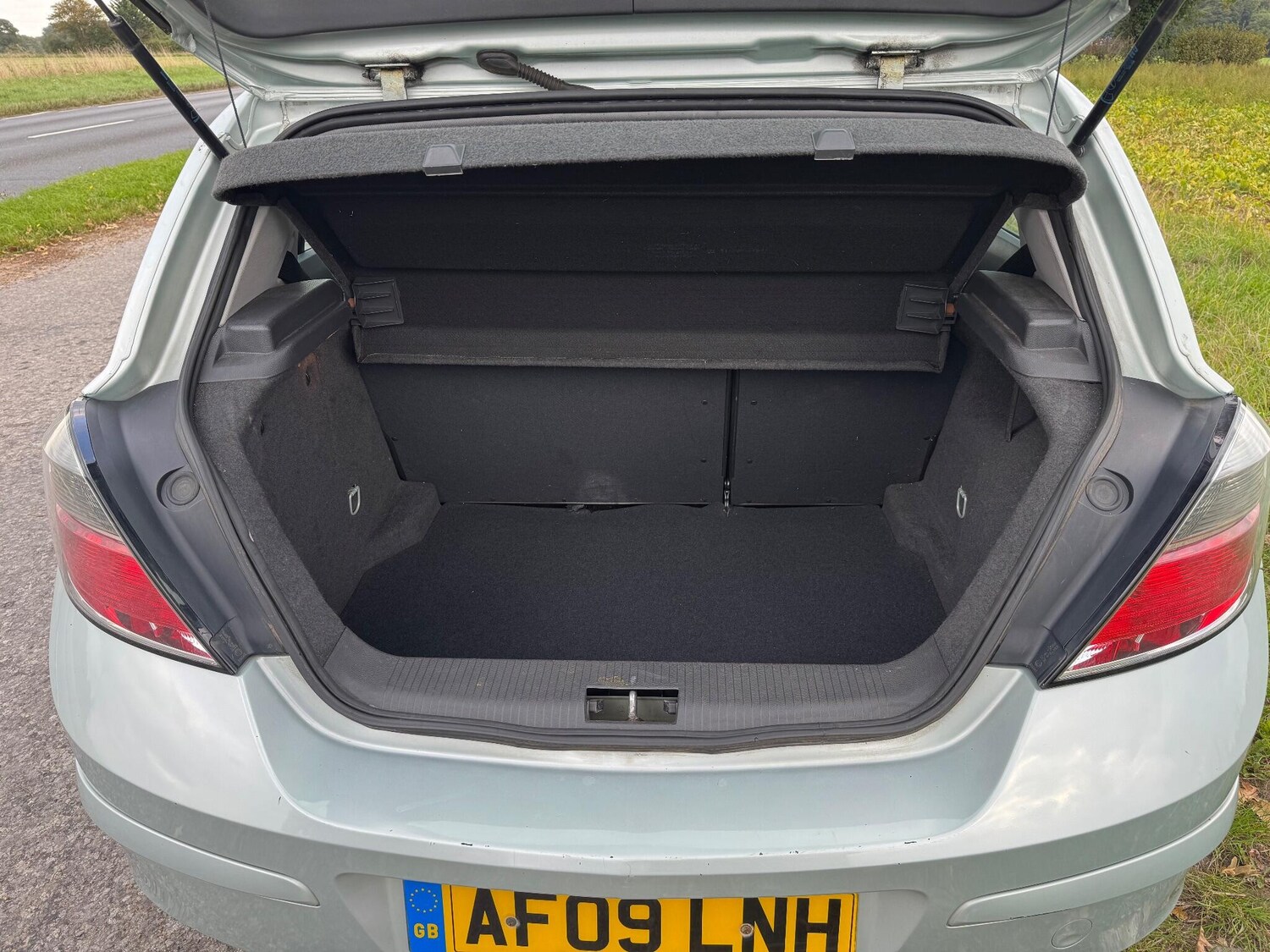 Used Vauxhall Astra 2009 for sale - 76094104: Photo 68