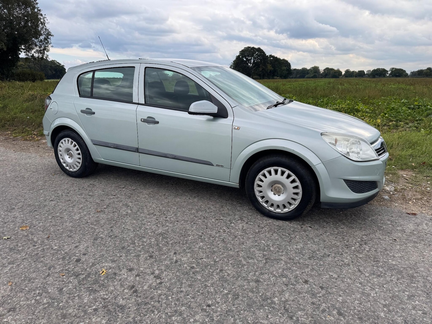 Used Vauxhall Astra 2009 for sale - 76094104: Photo 8