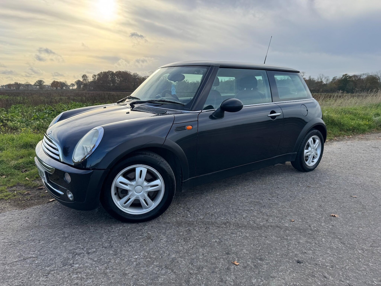 Used MINI Hatch 2005 for sale - 76989789: Photo 13