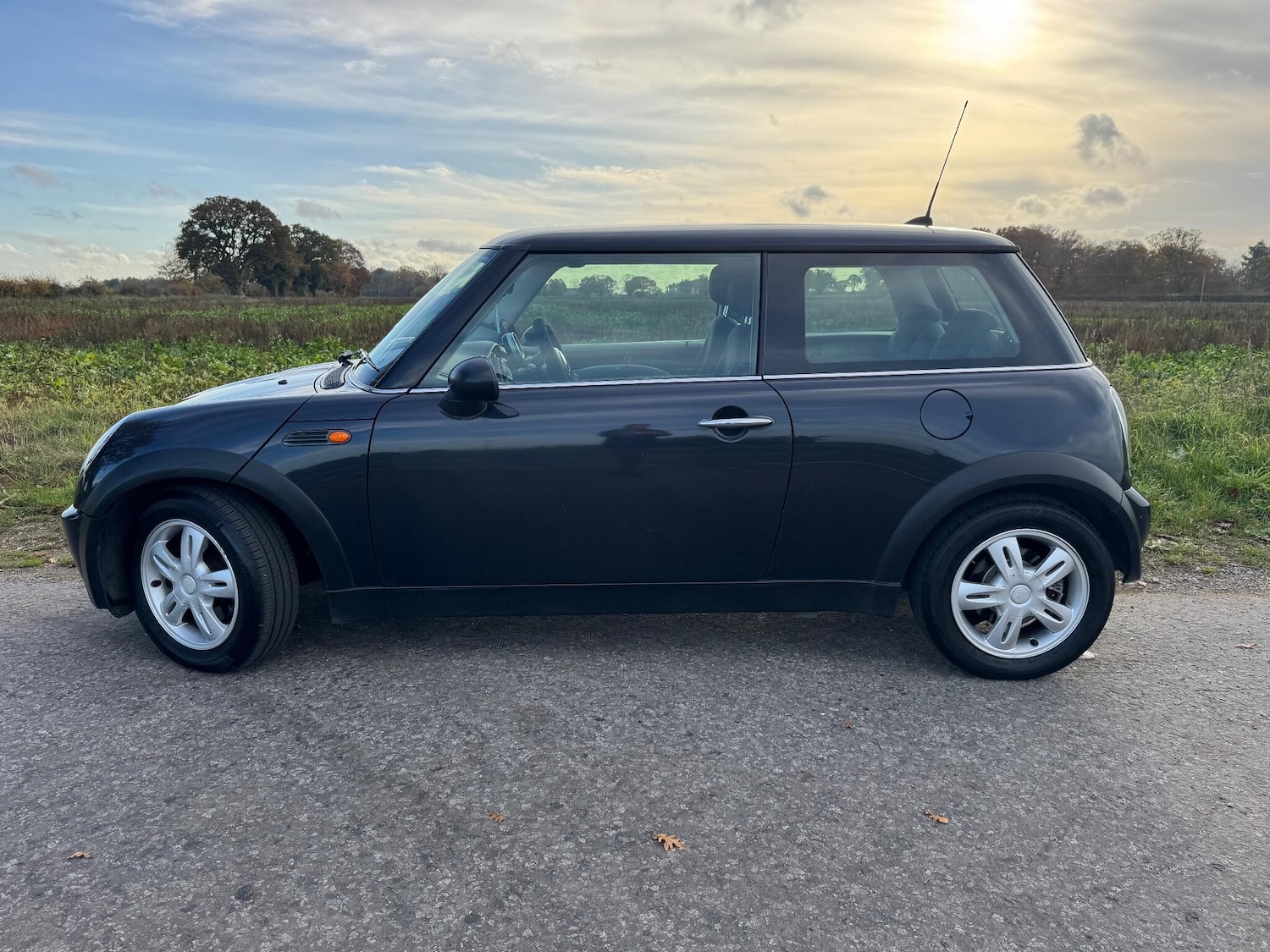 Used MINI Hatch 2005 for sale - 76989789: Photo 22