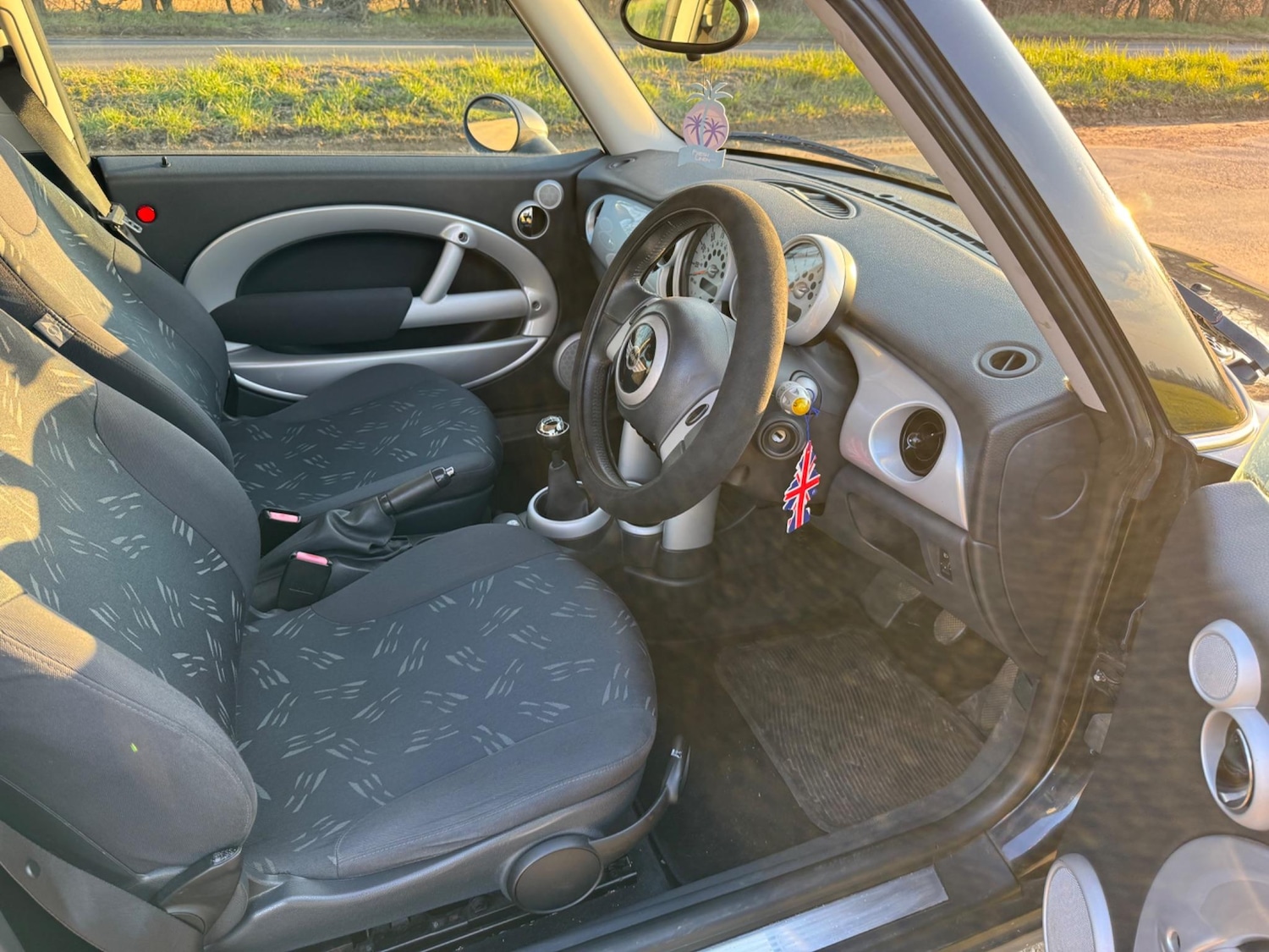 Used MINI Hatch 2005 for sale - 76989789: Photo 44