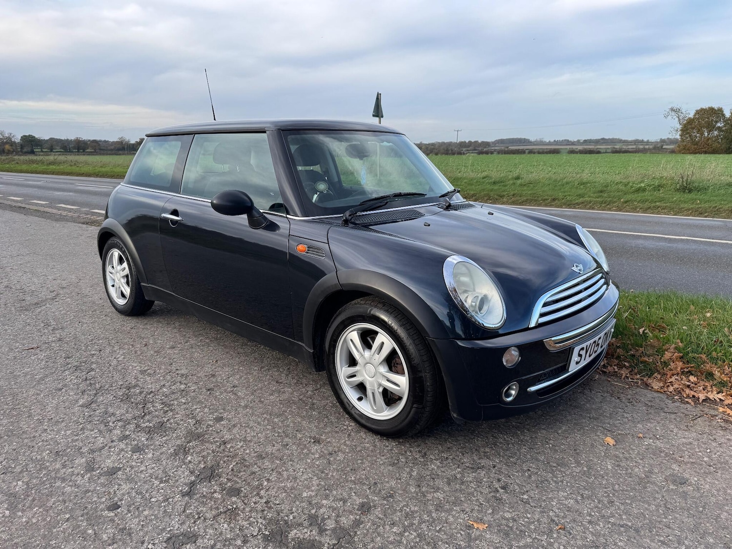 Used MINI Hatch 2005 for sale - 76989789: Photo 9
