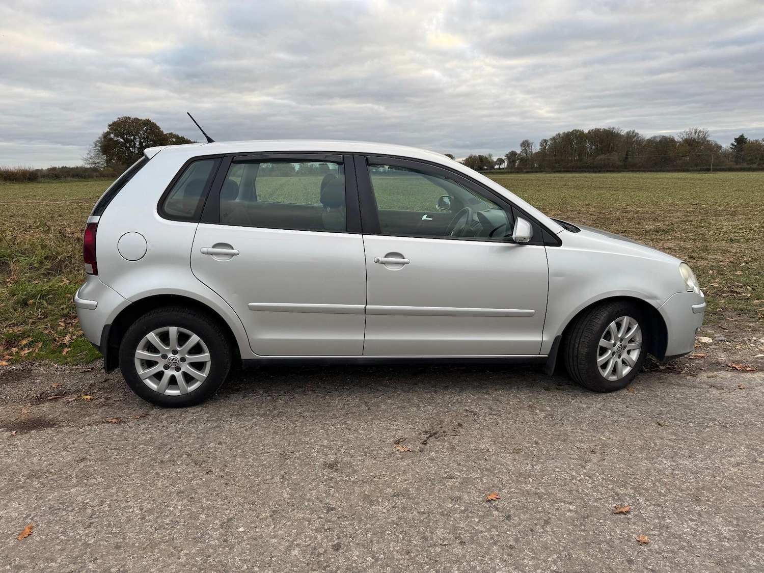 Used Volkswagen Polo 2008 for sale - 76596984: Photo 28