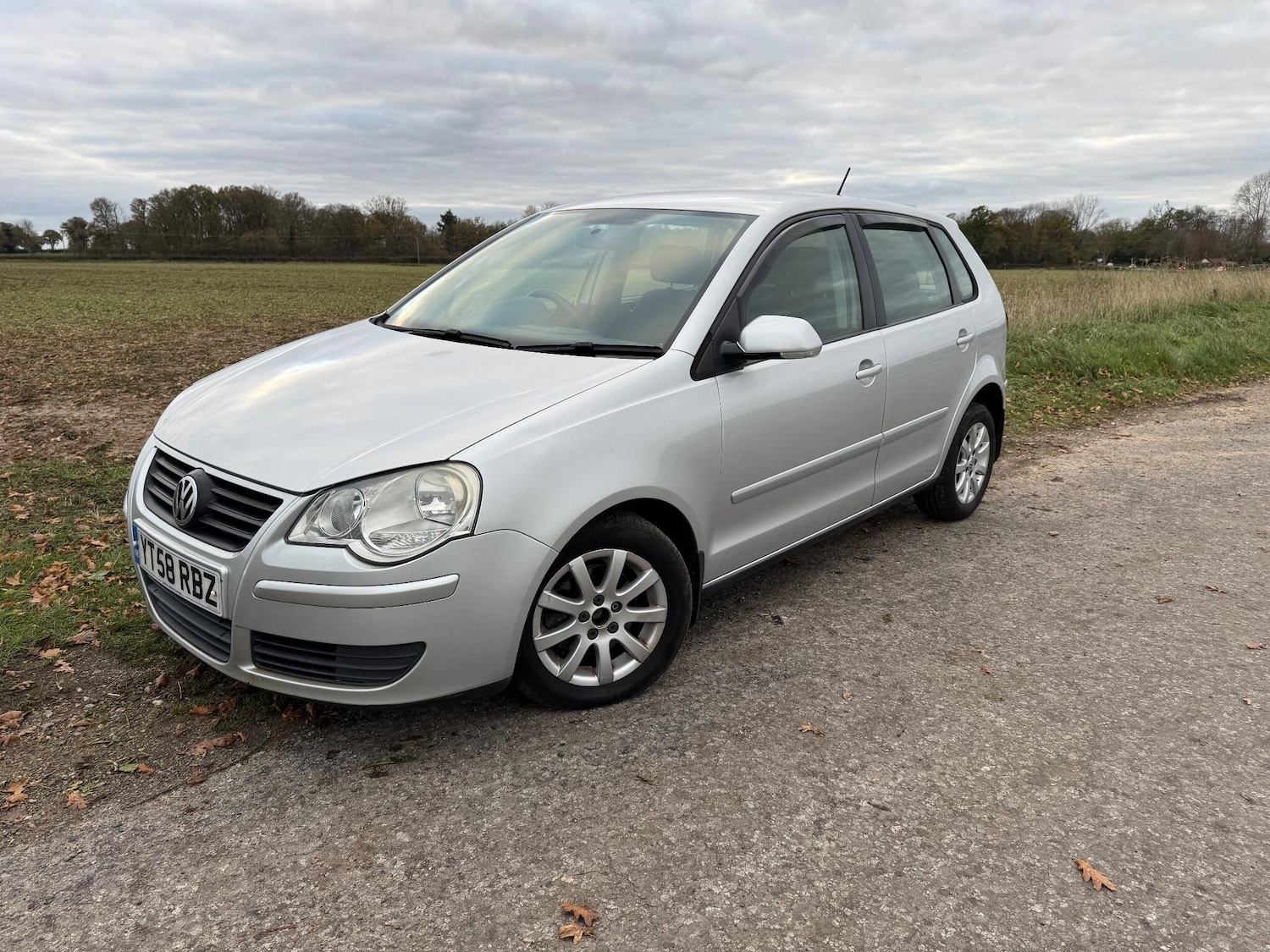 Used Volkswagen Polo 2008 for sale - 76596984: Photo 5