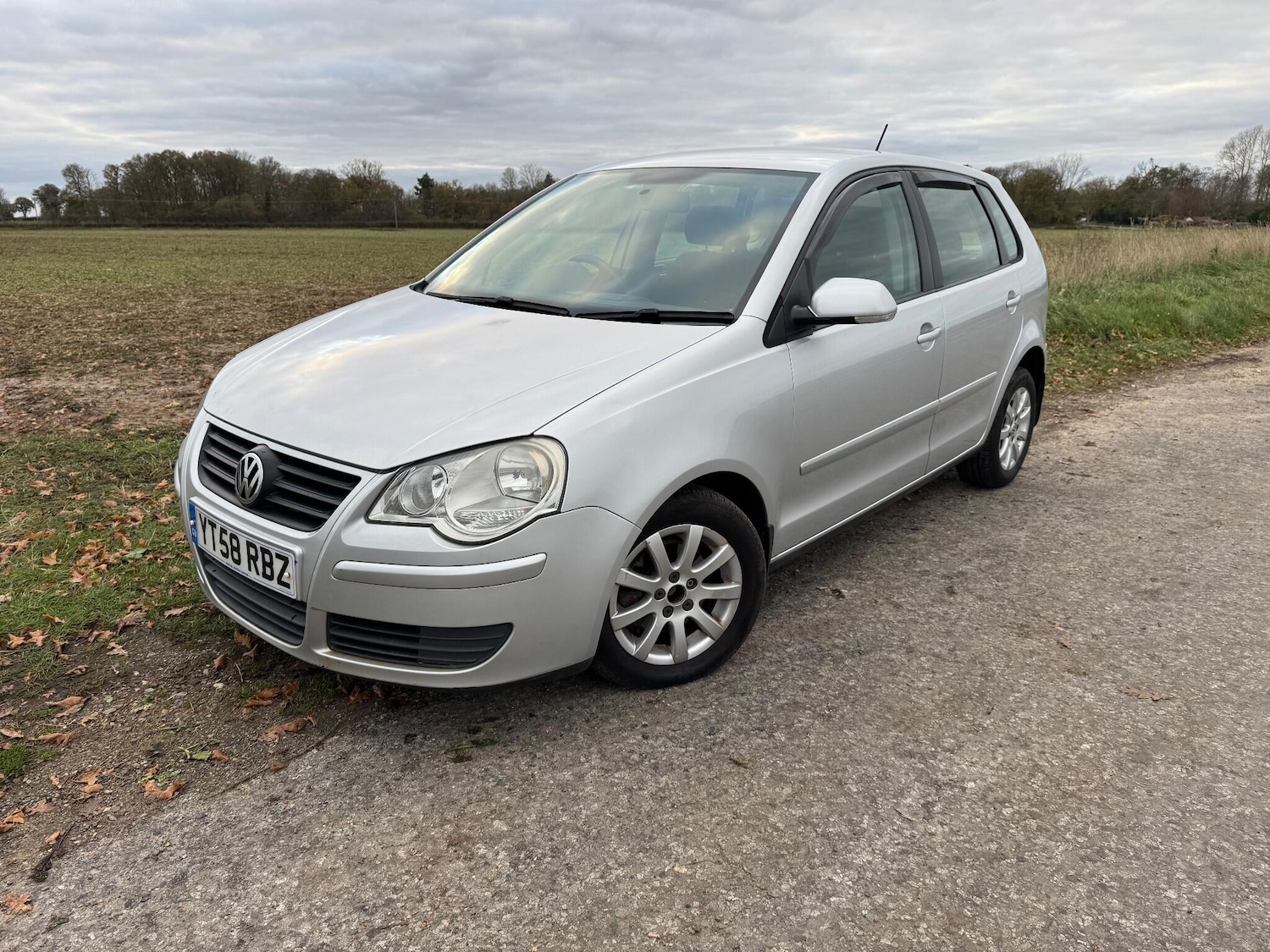 Used Volkswagen Polo 2008 for sale - 76596984: Photo 6